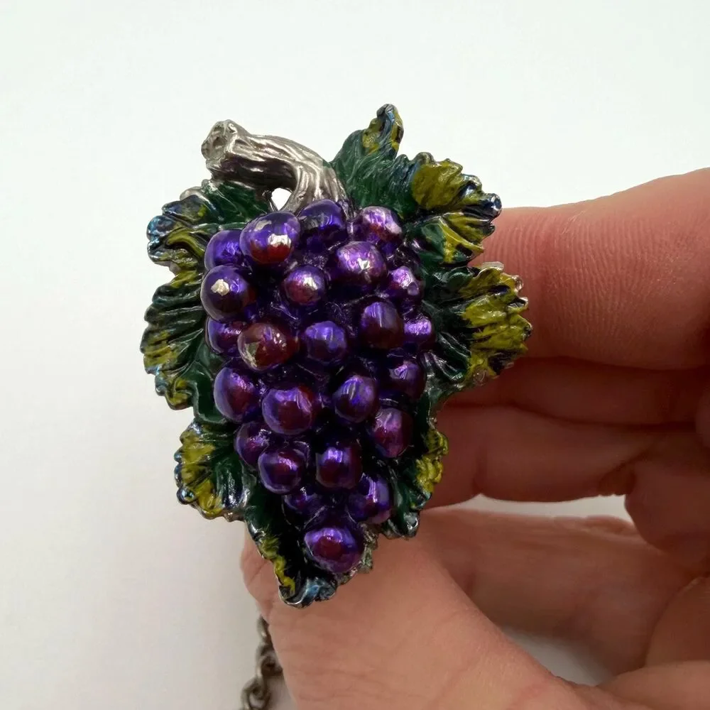 Grape Cluster Wine Bottle Stopper & Mariposa Wine Bottle Shaped Napkin Weight